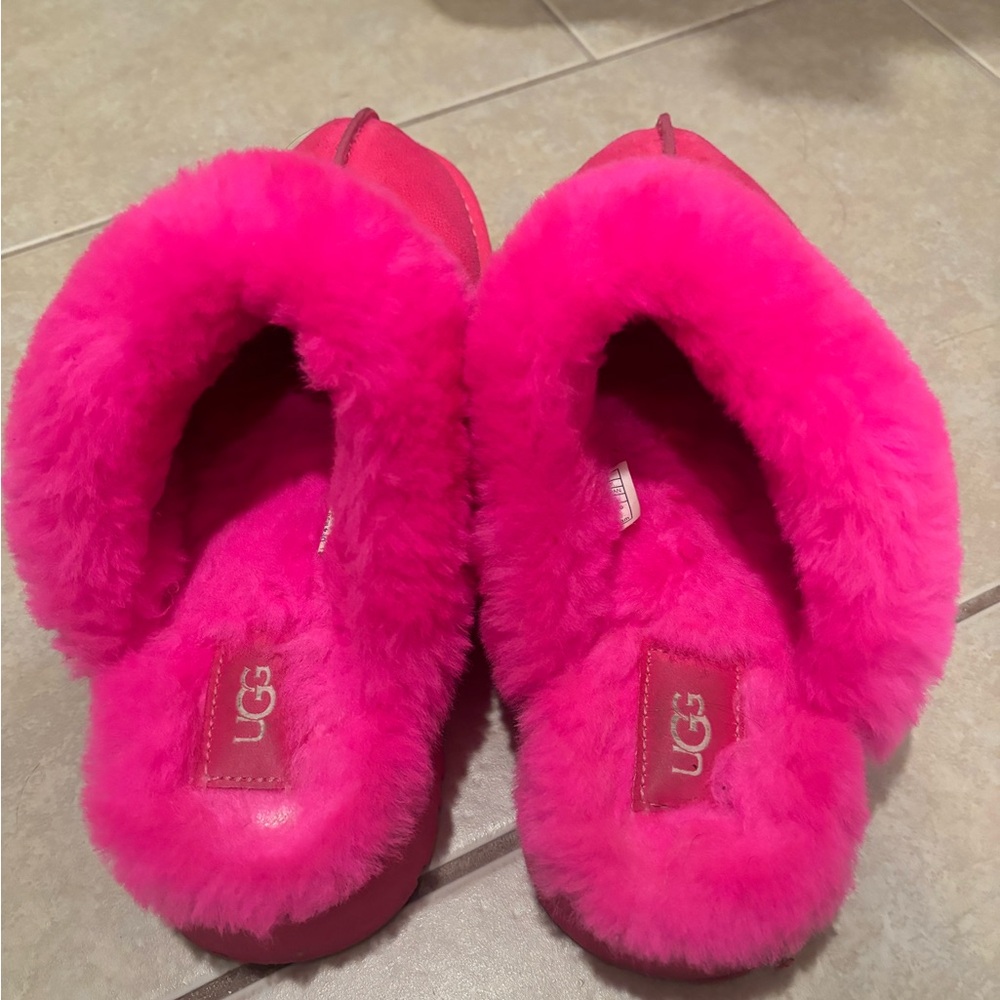 UGG Vibrant Pink Fluffy Slippers